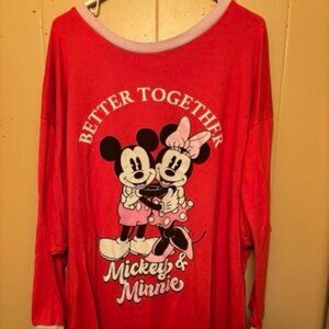 Ladies Size 2x(18w-20w) Disney Mickey & Minney Better Together Sleep Shirt.
